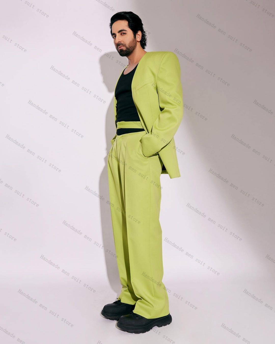 Men Formal Wear Green - ファッショングリーンメンズスーツセット 2 ピースブレザー + ベルトパンツ結婚式タキシードゲストコート綿カスタマイズされたフォーマルオフィスビジネスジャケット