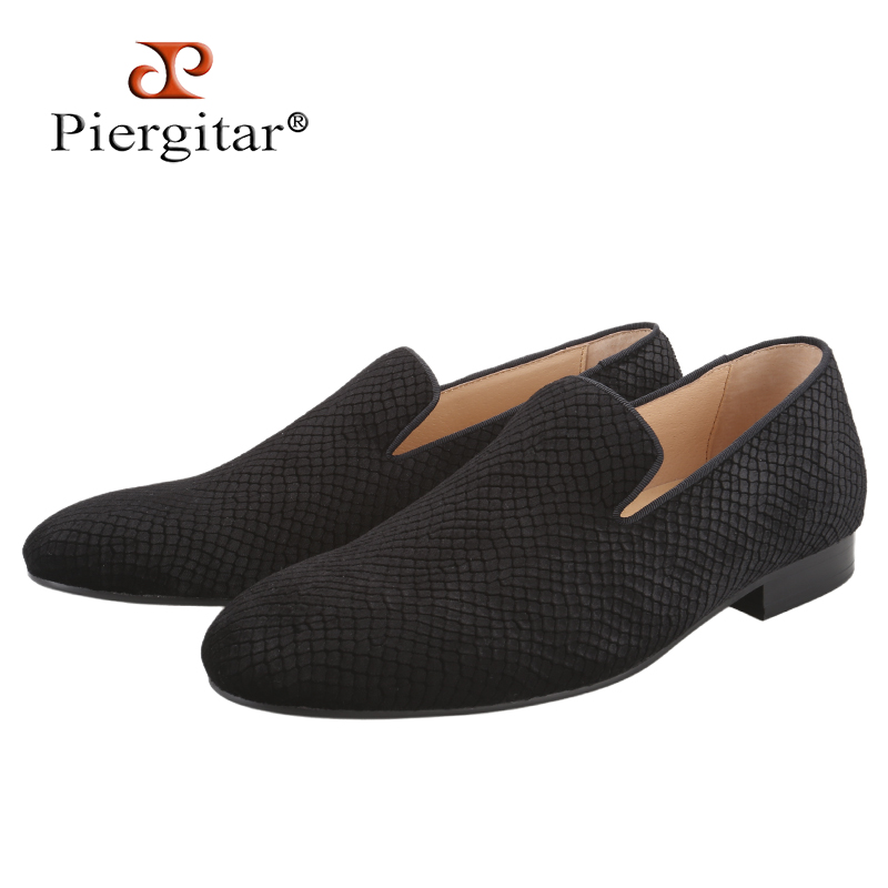 Formal Wear For Men In Wedding - Piergitar マルチカラー魚鱗パターンエンボス加工ベルベットメンズローファーパーティーや結婚式のフォーマルウェア用手作りスリッポンスリッパ